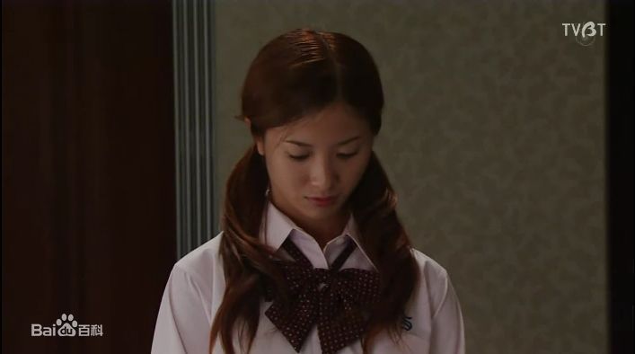 吉高由里子(日文平假名：よしたか ゆりこ)太阳与海的教室中的图册