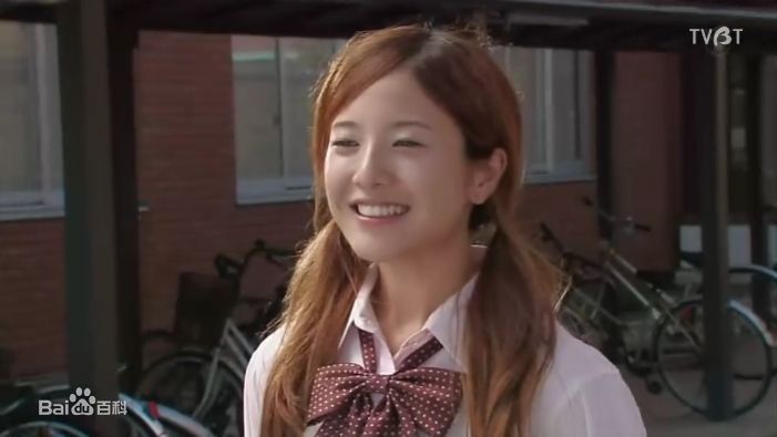 吉高由里子(日文平假名：よしたか ゆりこ)太阳与海的教室中的图册