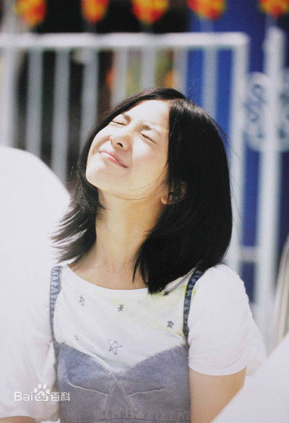 吉高由里子(日文平假名：よしたか ゆりこ)图片图片图集