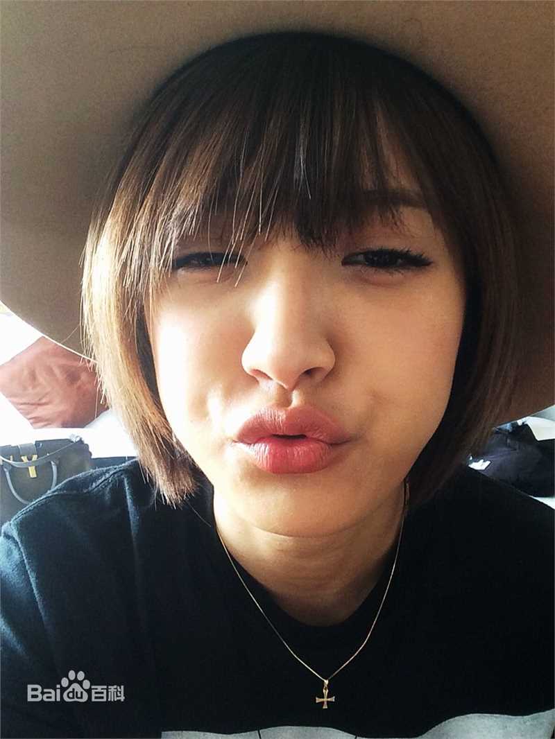 渡边夏菜(わたなべ　なつな)夏菜前后照片