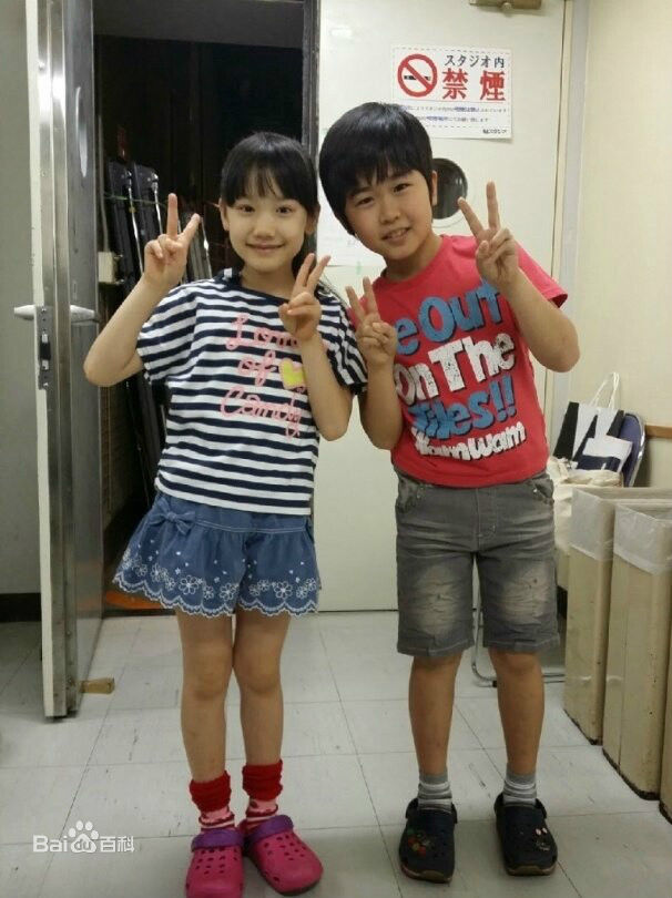 最新铃木福(すずき ふく(Fuku Suzuki))在《高护木的规矩》中的壁纸