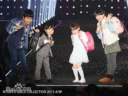 铃木福(すずき ふく(Fuku Suzuki))时装秀照片素颜照相册