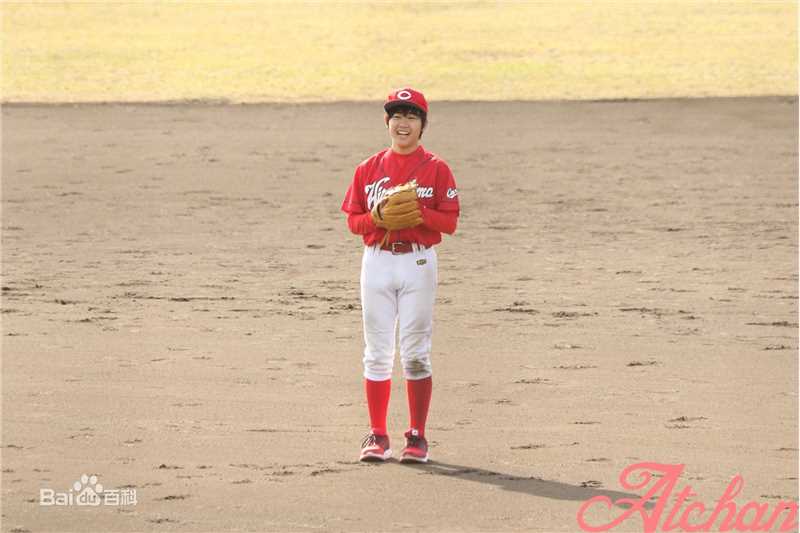 铃木福(すずき ふく(Fuku Suzuki))小福打棒球壁纸壁纸