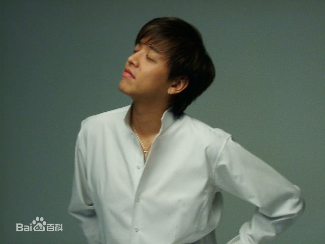 柳时元()生活照壁纸壁纸