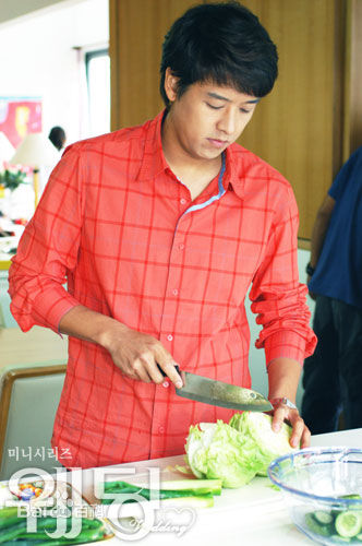 柳时元()《婚礼》最新剧照