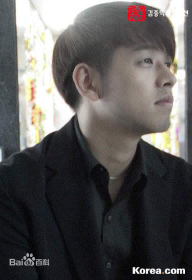 柳时元()《美丽的日子》最优质剧照