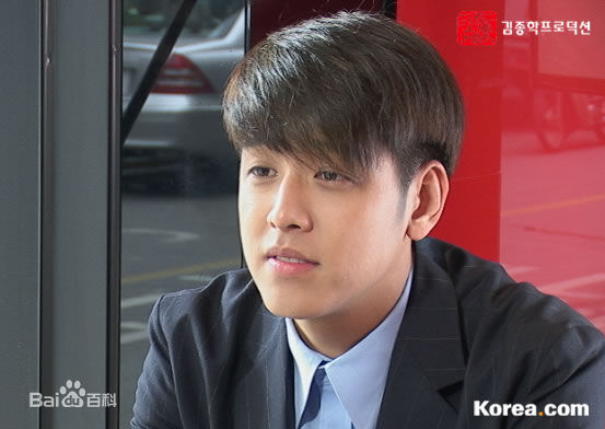 柳时元()《美丽的日子》最优质剧照