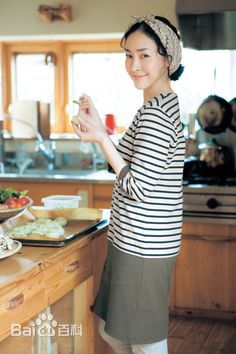 麻生久美子(Aso Kumiko)个人艺术照素颜照相册