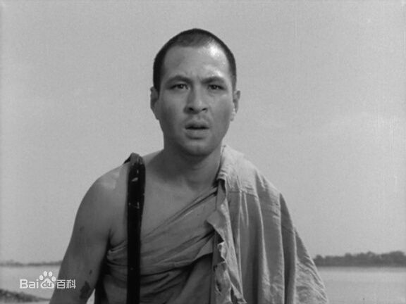 市川昆(KonIchikawa)导演的《缅甸的竖琴》剧照