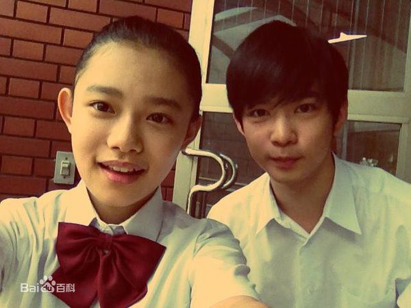 杉咲花(すぎさきはな、Hana Sugisaki)与他人合照素颜照相册