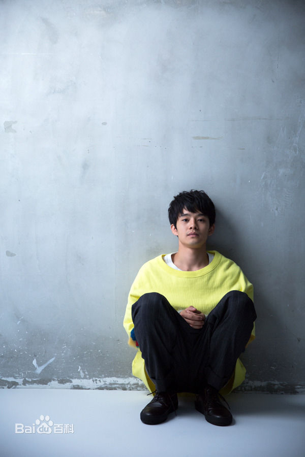 池松壮亮(Ikematsu Sosuke、いけまつ そうすけ)  