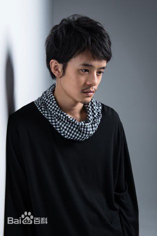 池松壮亮(Ikematsu Sosuke、いけまつ そうすけ)  