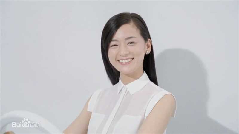 尾野真千子(Machiko Ono，おの まちこ)广告性感图片图集