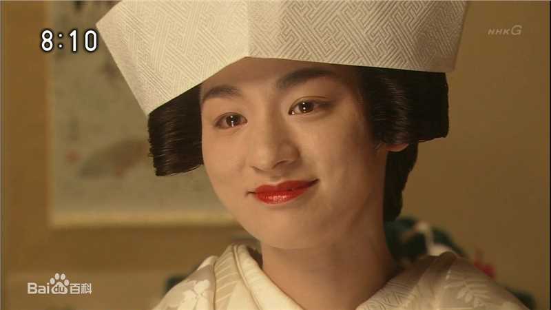 最新尾野真千子(Machiko Ono，おの まちこ)在《康乃馨》图片中的壁纸