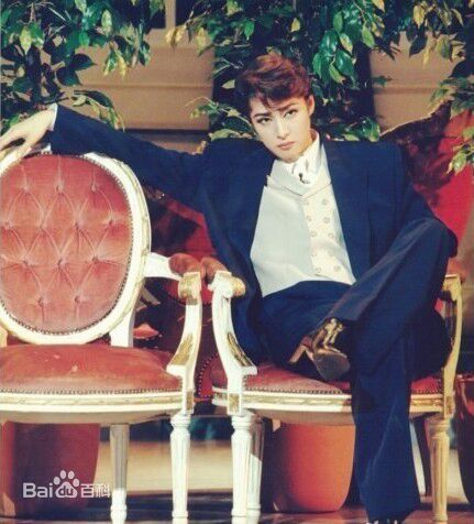 天海祐希(Amami Yuki)宝冢时期生活照相册