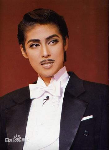 天海祐希(Amami Yuki)宝冢时期生活照相册