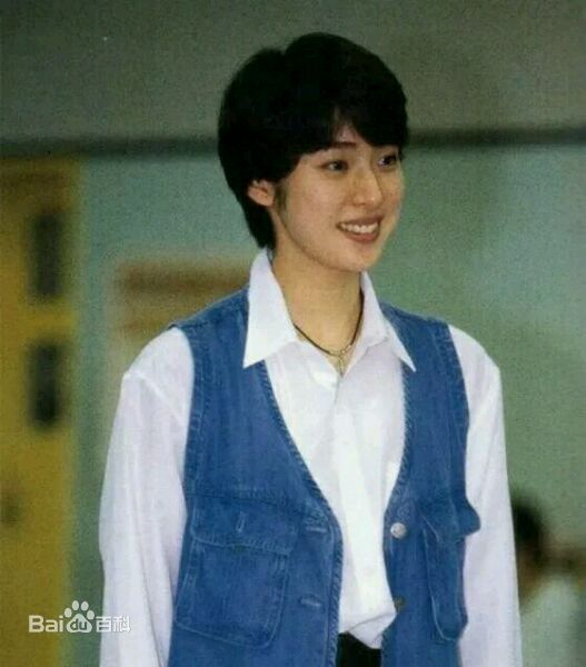 天海祐希(Amami Yuki)在宝冢时的稽古场景生活照相册