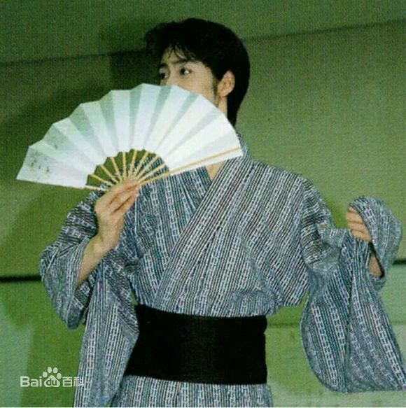 天海祐希(Amami Yuki)在宝冢时的稽古场景生活照相册