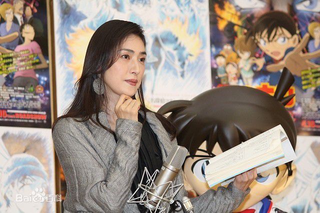 天海祐希(Amami Yuki)为日语版电影和动画配音前后照片