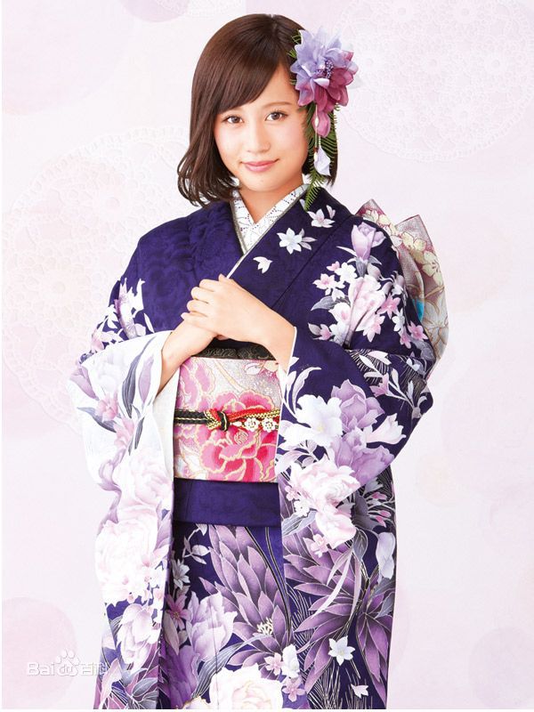 前田敦子(まえだ あつこ(Atsuko Maeda)、あっちゃん（昵称）)最优质杂志