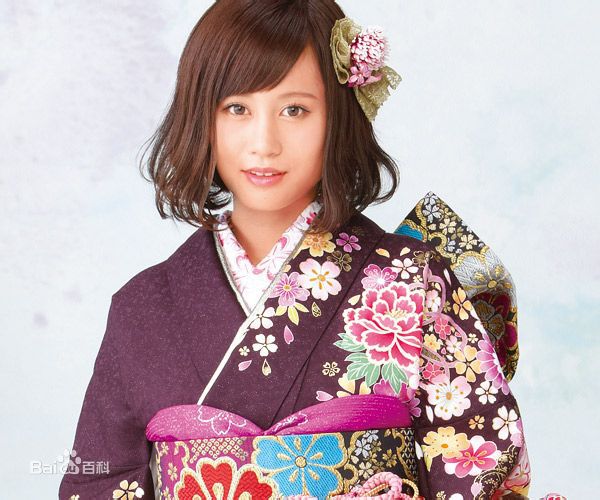 前田敦子(まえだ あつこ(Atsuko Maeda)、あっちゃん（昵称）)最优质杂志