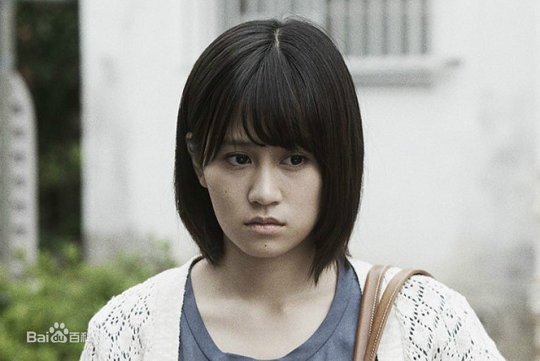 前田敦子(まえだ あつこ(Atsuko Maeda)、あっちゃん（昵称）)黑百合住宅区素颜照相册