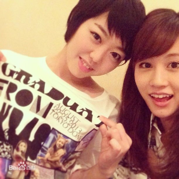 前田敦子(まえだ あつこ(Atsuko Maeda)、あっちゃん（昵称）)和亲友们图册