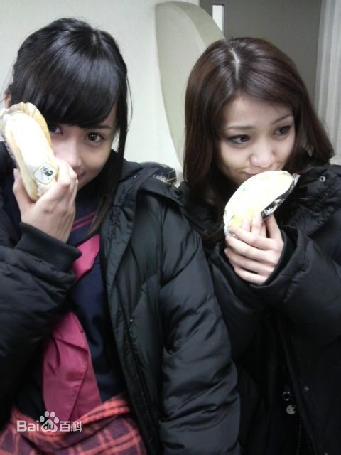 前田敦子(まえだ あつこ(Atsuko Maeda)、あっちゃん（昵称）)和亲友们图册