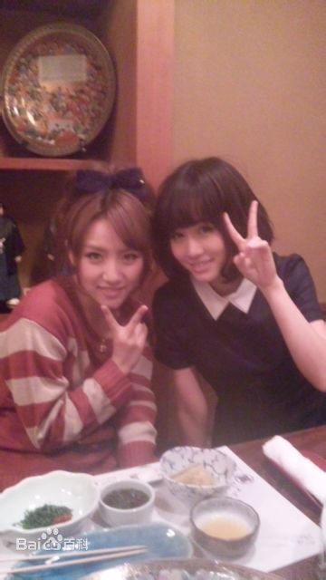 前田敦子(まえだ あつこ(Atsuko Maeda)、あっちゃん（昵称）)和亲友们图册