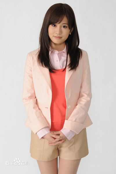 前田敦子(まえだ あつこ(Atsuko Maeda)、あっちゃん（昵称）)访谈、新闻、活动照生活照相册
