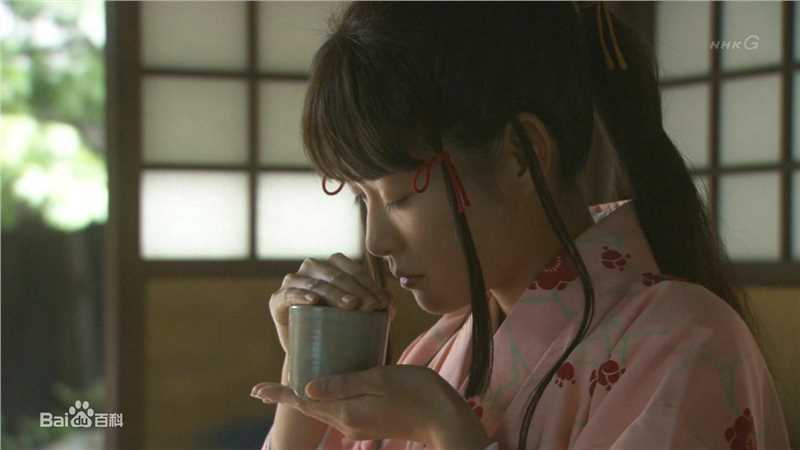 上野树里(Juri Ueno)在《江·公主们的战国》 饰 浅井江中的