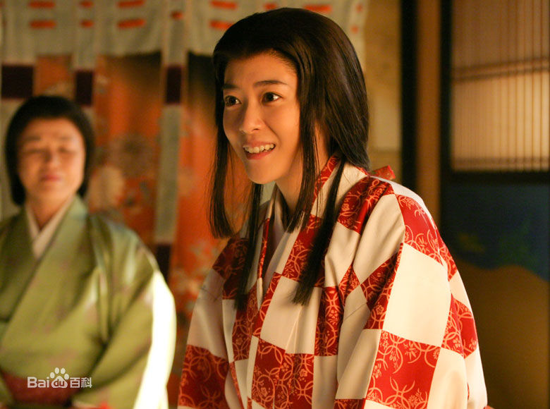 上野树里(Juri Ueno)在《江·公主们的战国》 饰 浅井江中的