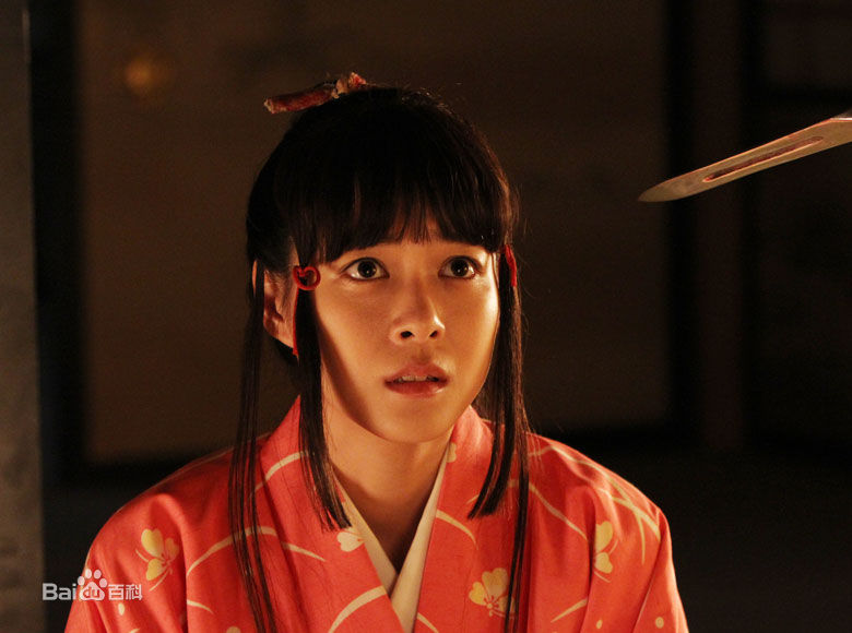 上野树里(Juri Ueno)在《江·公主们的战国》 饰 浅井江中的