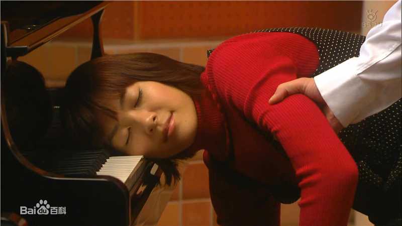 最新上野树里(Juri Ueno)在《交响情人梦》中的壁纸