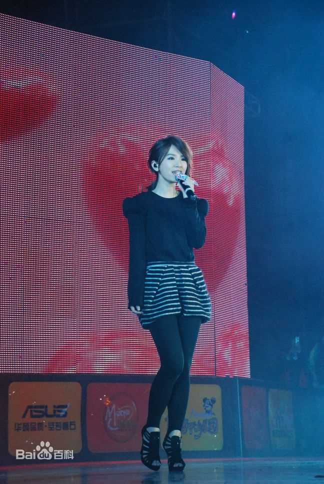 高清田馥甄(Hebe Tien、Anita)在2010-2011年《to hebe》专辑宣传活动中的图集