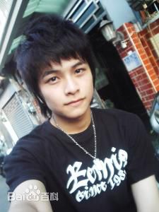 杨铭威(Male)生活照图片图册