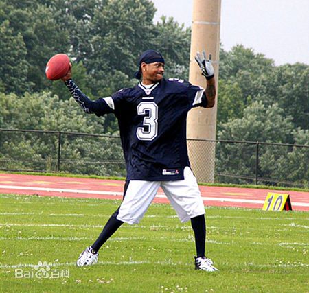 阿伦·埃泽尔·艾弗森(Allen Ezail Iverson)阿伦·艾弗森图册