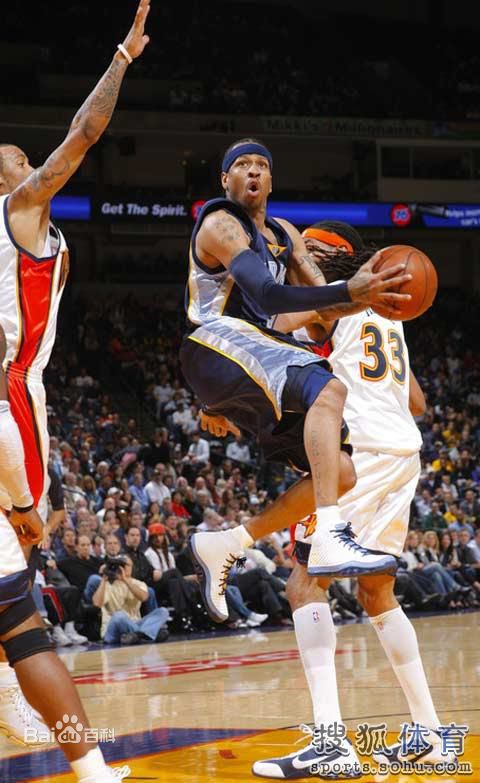 阿伦·埃泽尔·艾弗森(Allen Ezail Iverson)灰熊时期性感图片壁纸