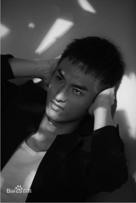 秦晓飞最新图集