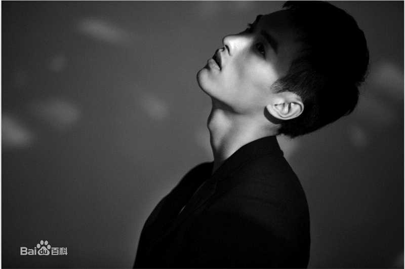 秦晓飞最新图集