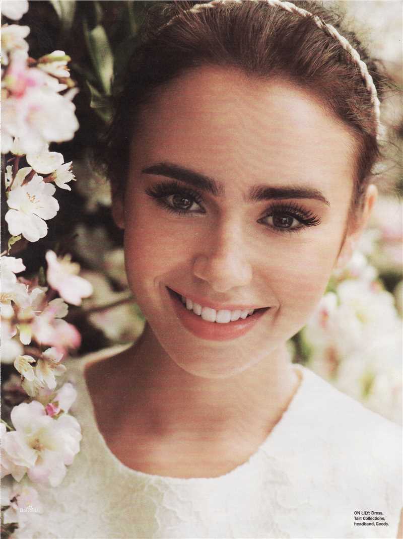 高清莉莉·柯林斯(Lily Collins)图片