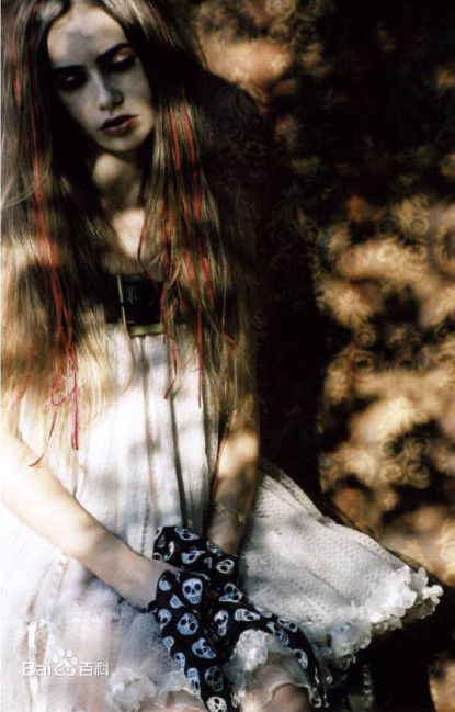 最优质莉莉·柯林斯(Lily Collins)精彩图册