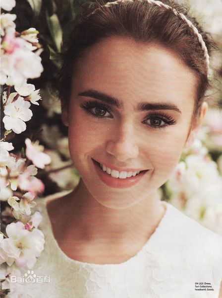 莉莉·柯林斯(Lily Collins)精彩图册
