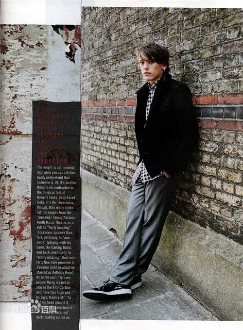 精选杰米·坎贝尔·鲍尔(Jamie Campbell Bower)精彩图册