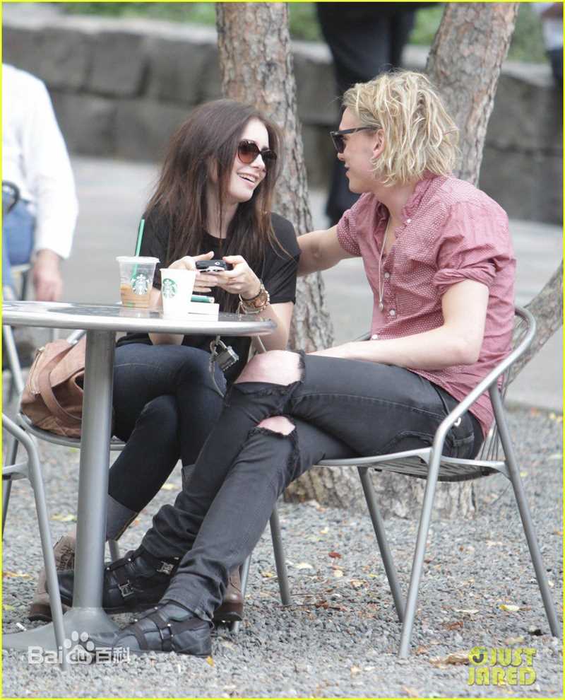 精选杰米·坎贝尔·鲍尔(Jamie Campbell Bower)精彩图册