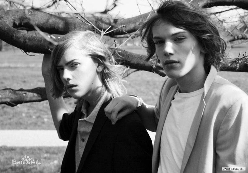 最全杰米·坎贝尔·鲍尔(Jamie Campbell Bower)精彩图册