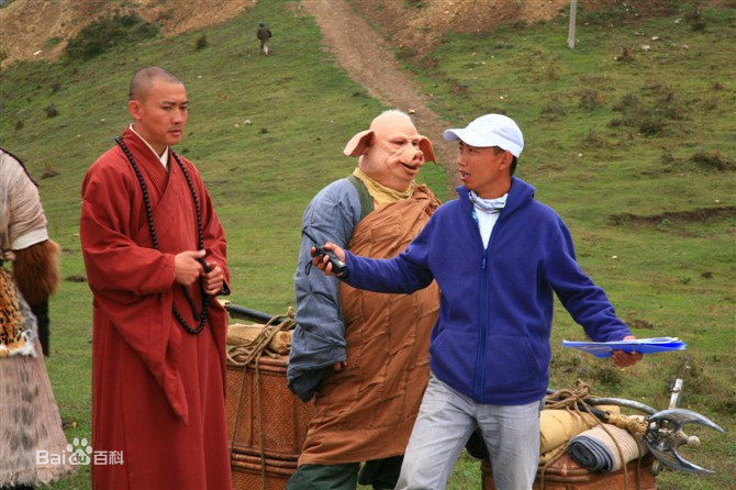 王兵导演工作照前后照片