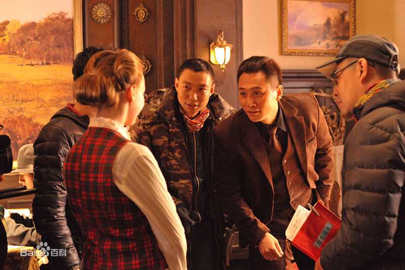 王兵导演工作照前后照片