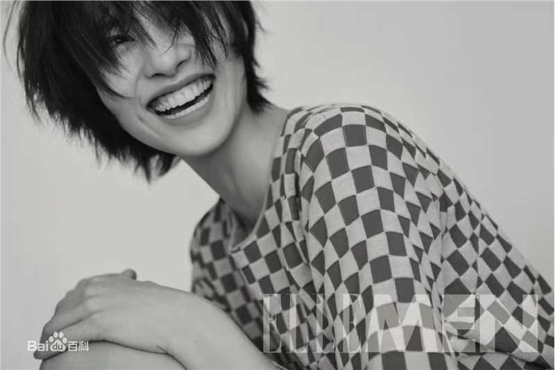 张艺上在《ELLEMEN》中的