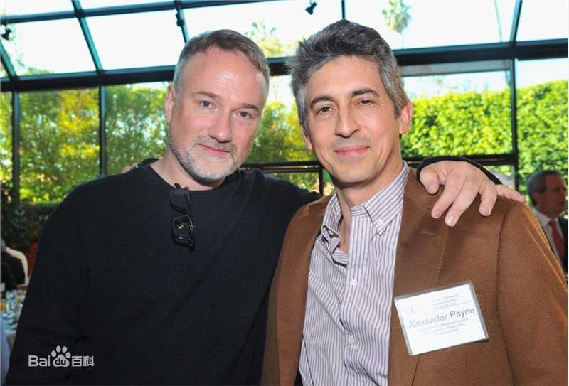 亚历山大·佩恩(Alexander Payne)个人出席活动照前后照片